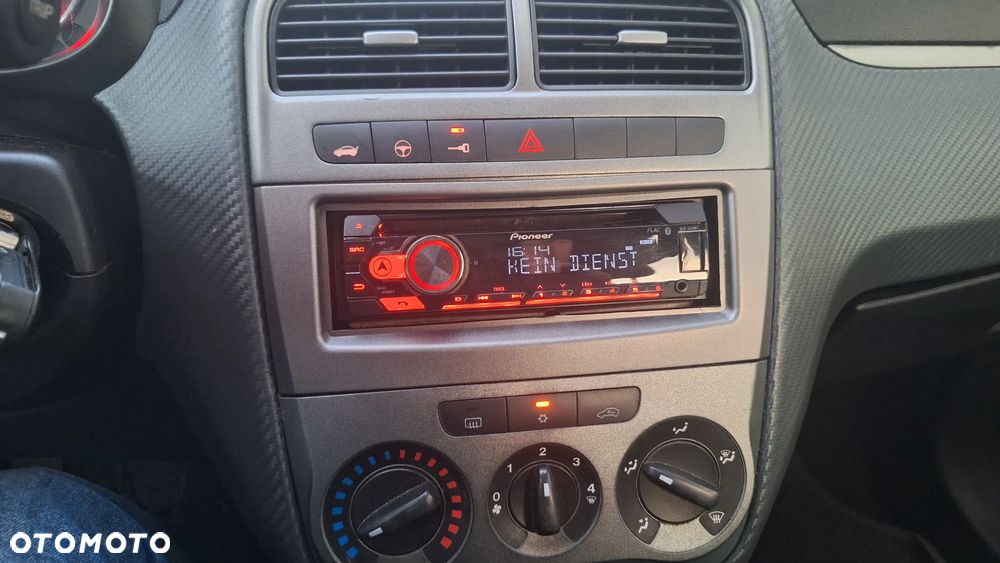 Fiat Grande Punto - 31