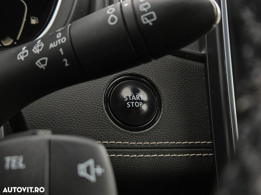 Renault Scenic TCe 140 GPF EDC BLACK EDITION - 20