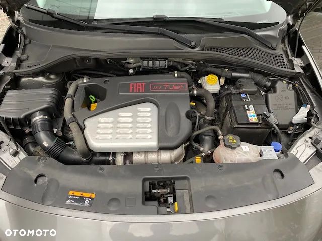 Fiat Tipo 1.4 T-Jet 16v Lounge - 28