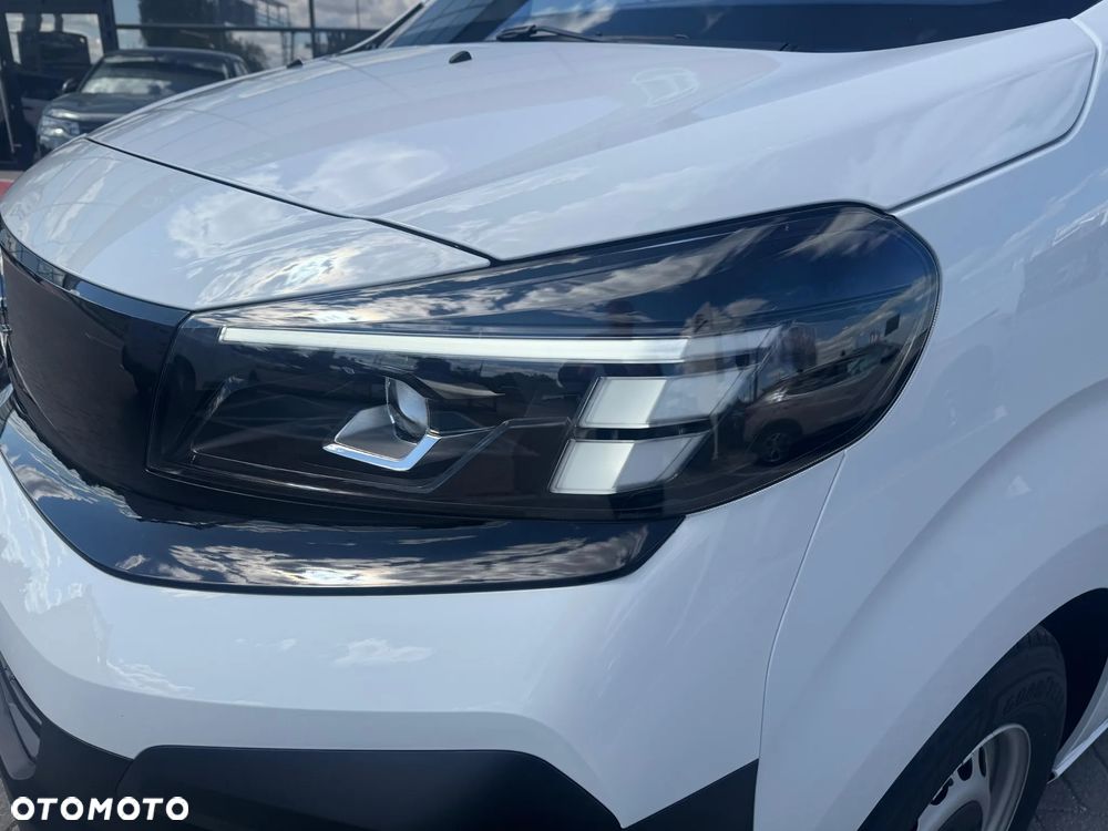 Opel VIVARO - 17