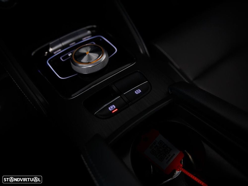 MG ZS EV 44.5 kWh Luxury - 28