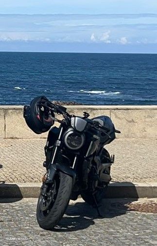Honda CB Black Edition - 4