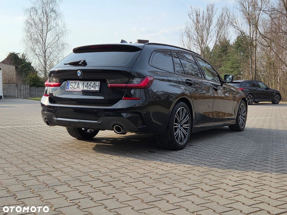 BMW Seria 3 320d xDrive Edition M Sport Shadow - 29