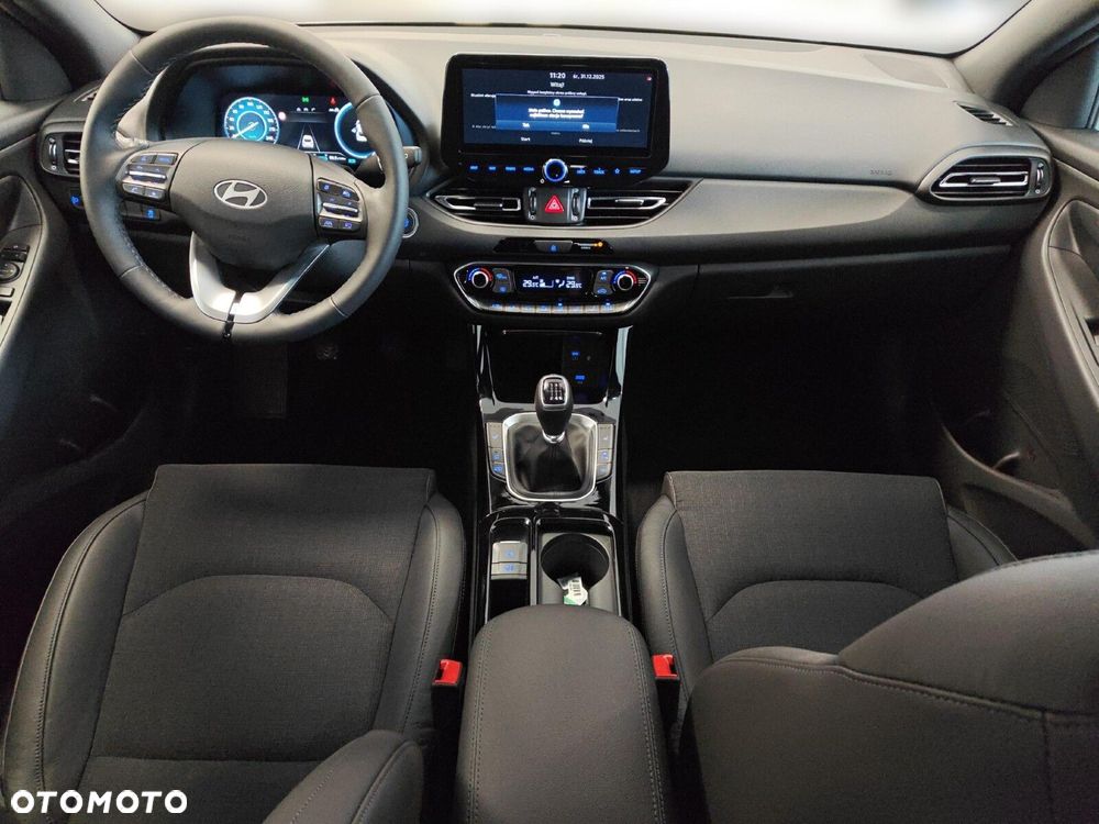 Hyundai i30 1.5 T-GDI 48V Smart - 14