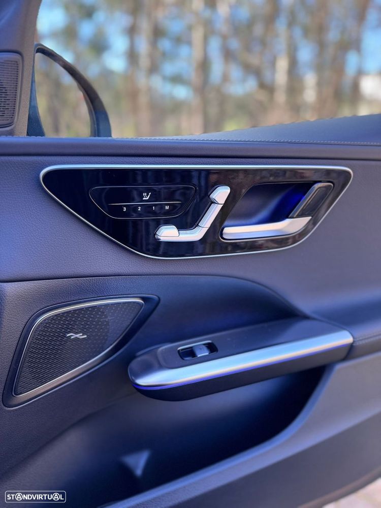 Mercedes-Benz C 300 e Avantgarde - 28