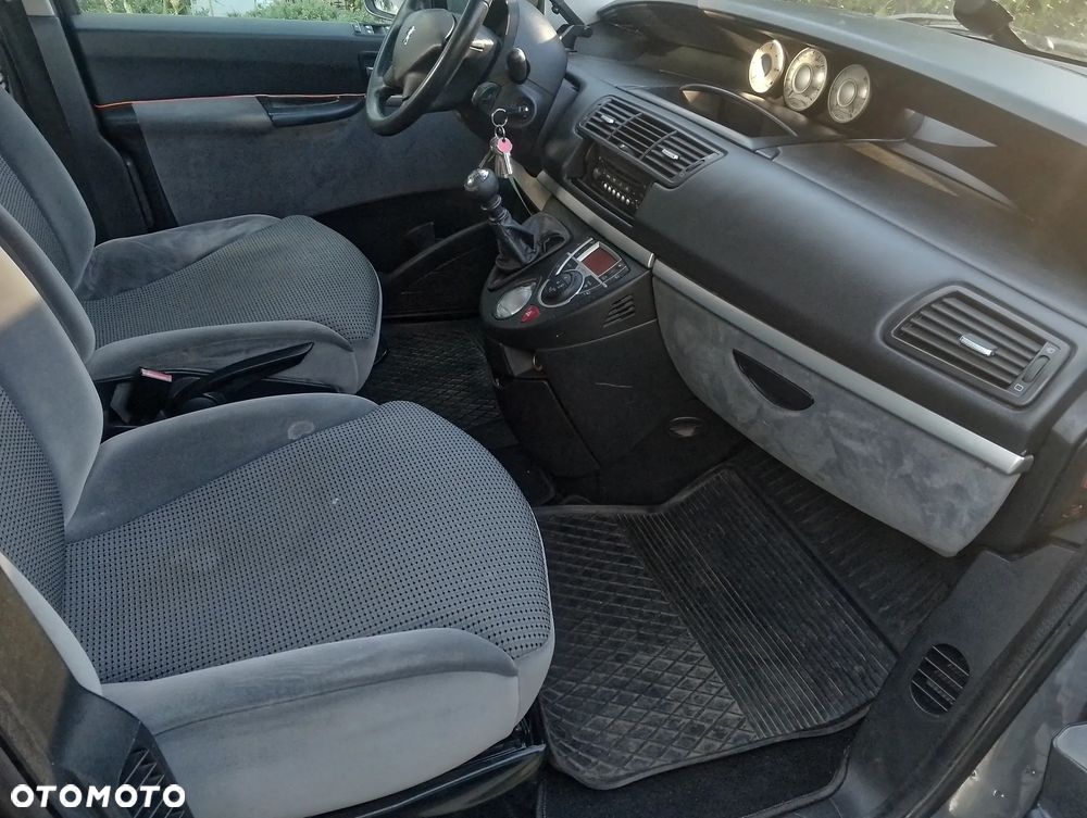 Peugeot 807 2.0 HDi Premium - 21