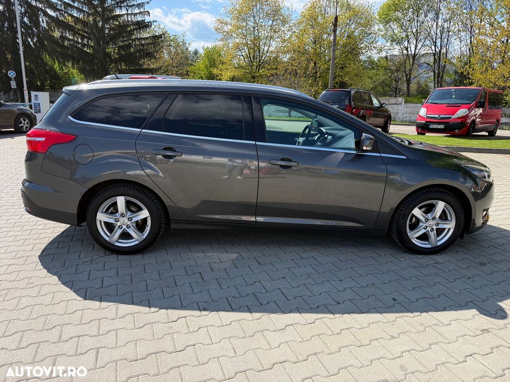Ford Focus 1.5 TDCi DPF Start-Stopp-System Titanium - 5
