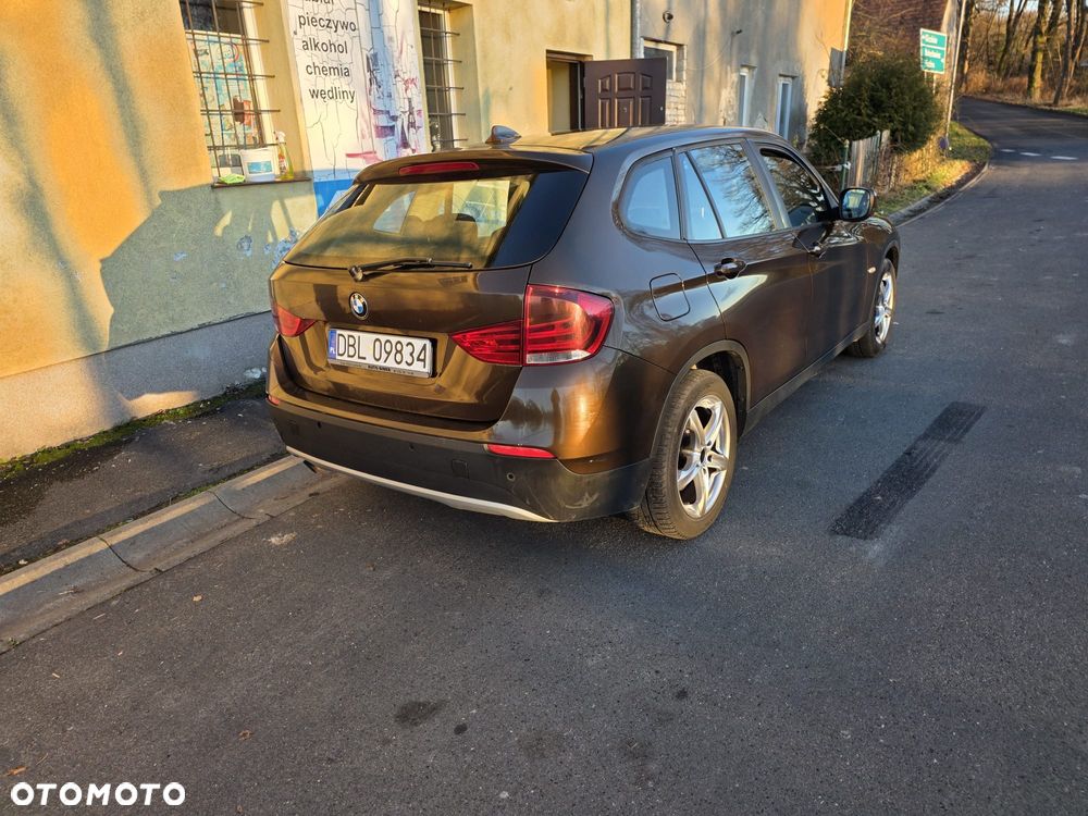 BMW X1 sDrive18d xLine - 4
