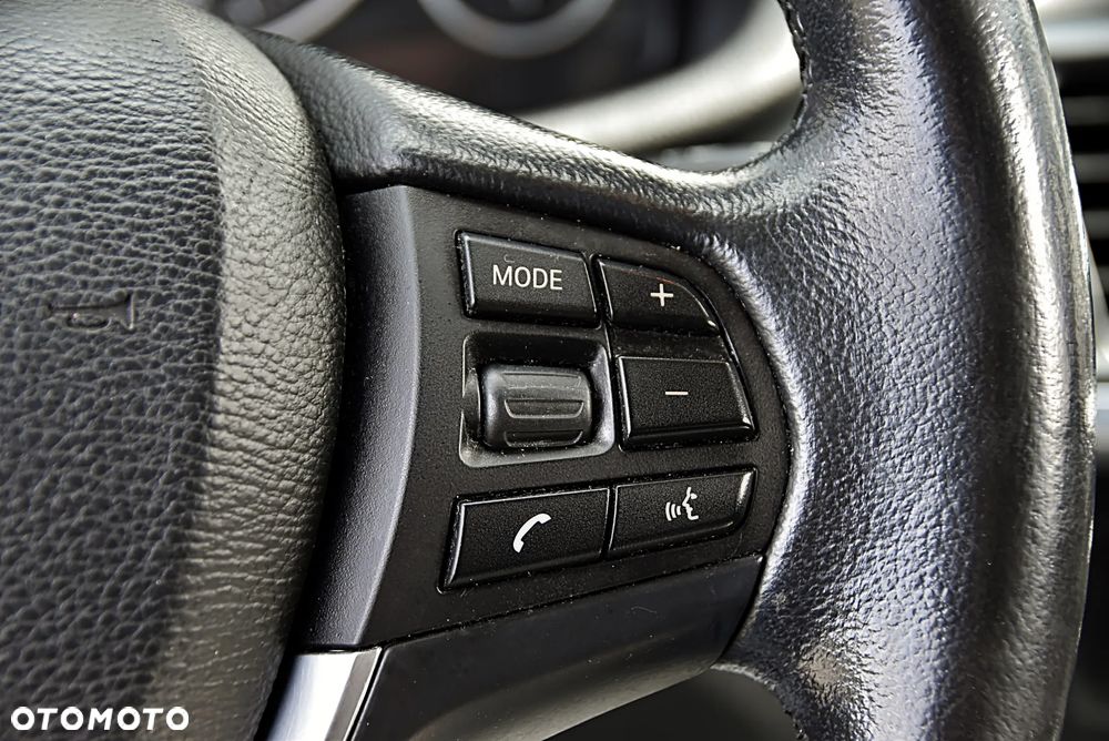 BMW X3 xDrive20d - 32