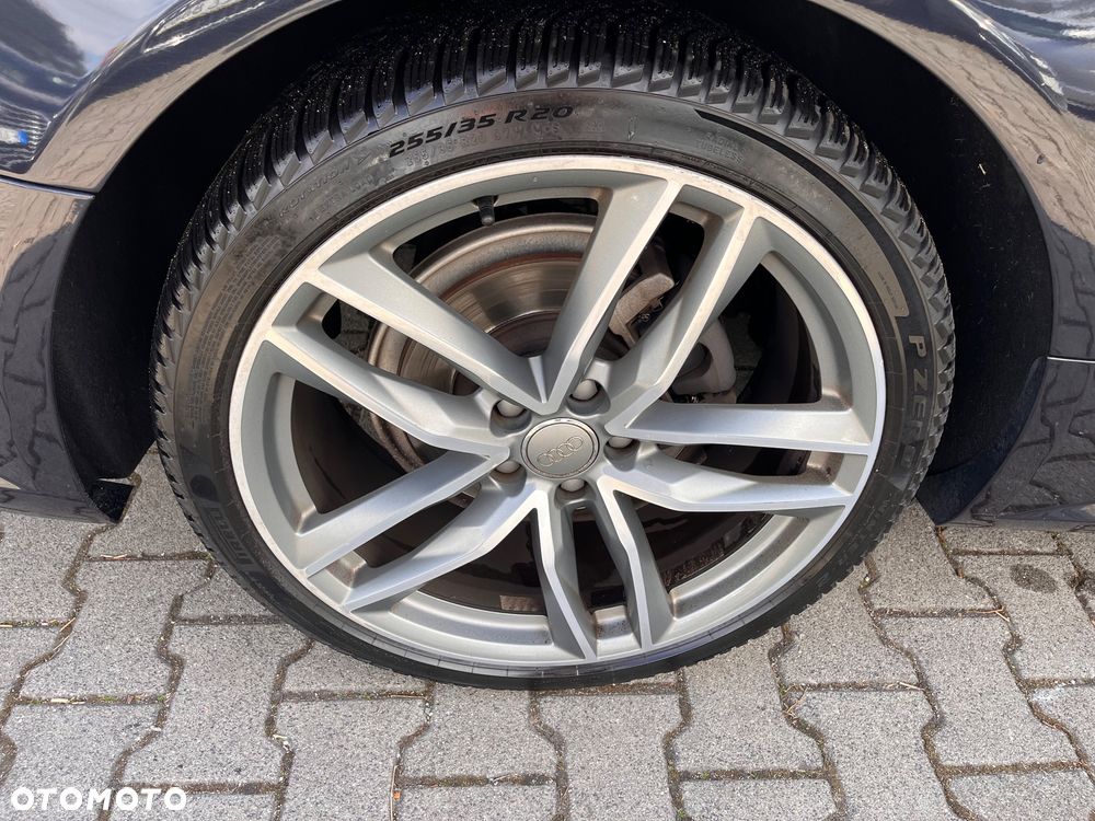 Audi A6 Avant 2.0 TDI quattro S tronic - 23
