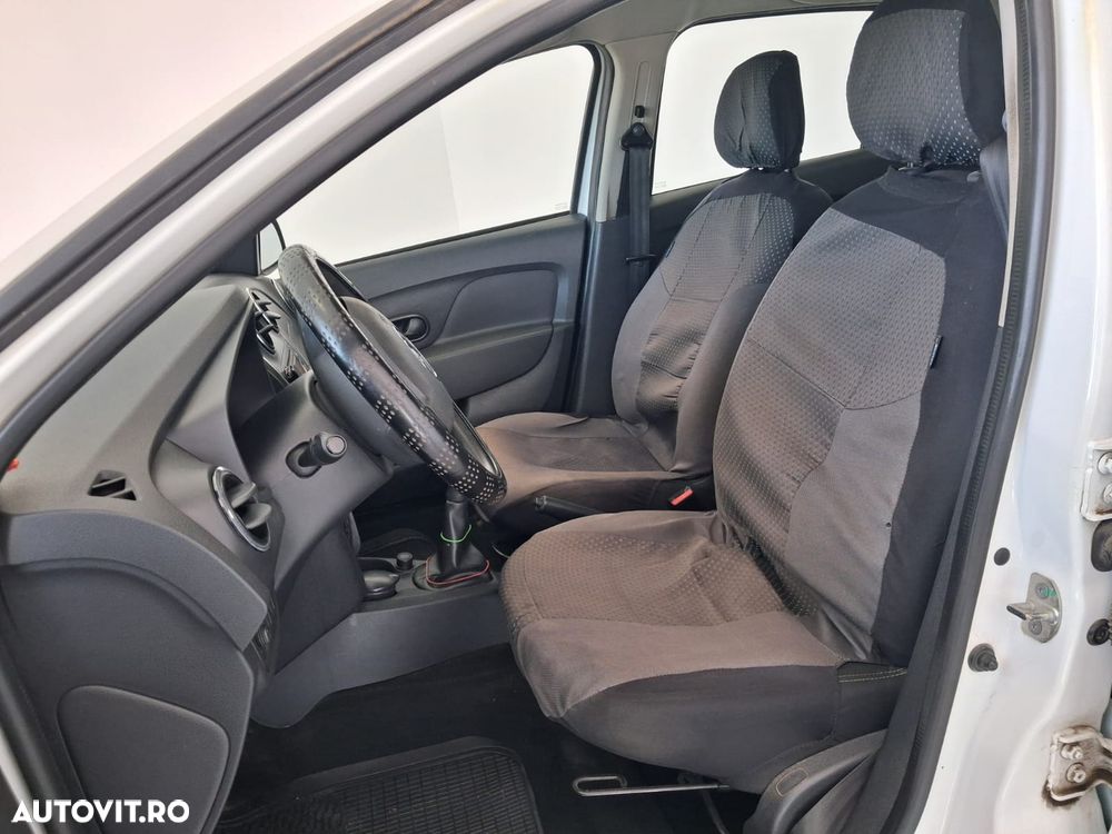 Dacia Logan 1.2 Ambiance - 10