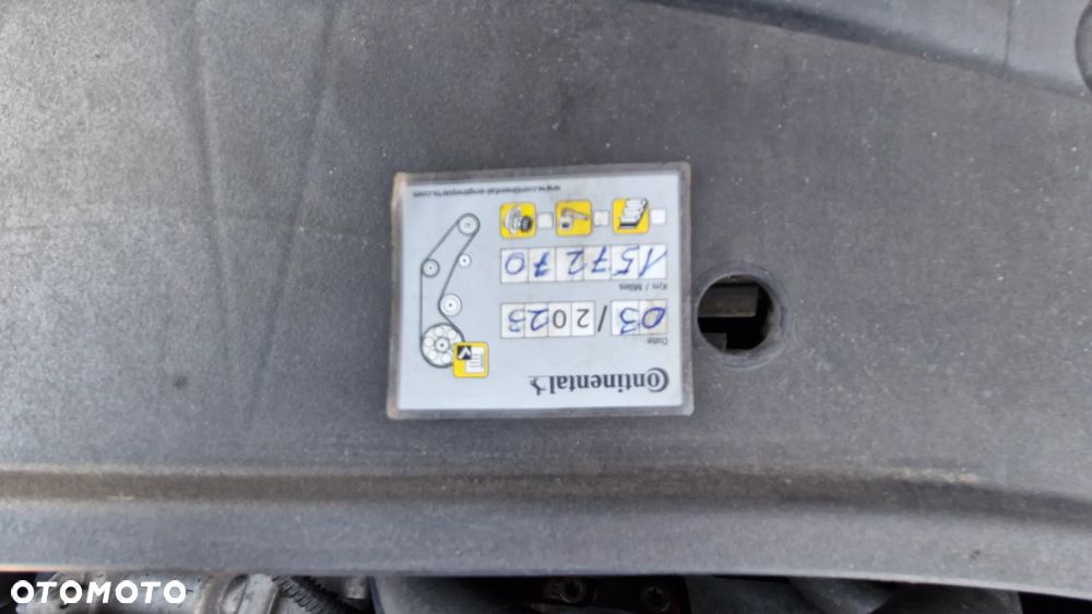 Volkswagen Golf 1.6 TDI DPF MATCH - 26