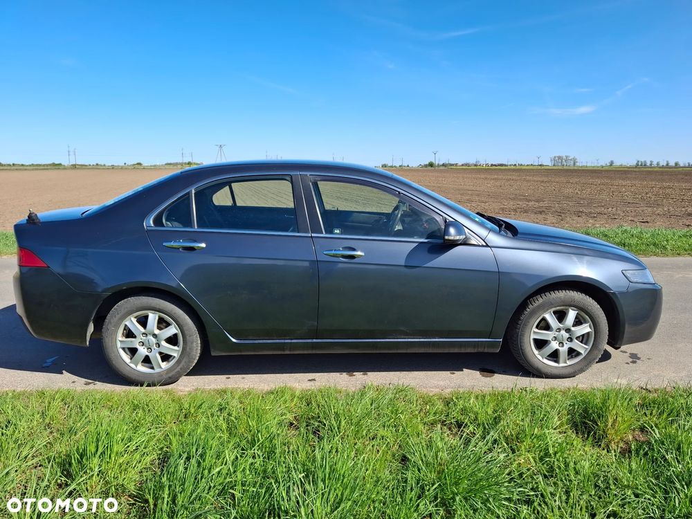 Honda Accord 2.0 Comfort - 8