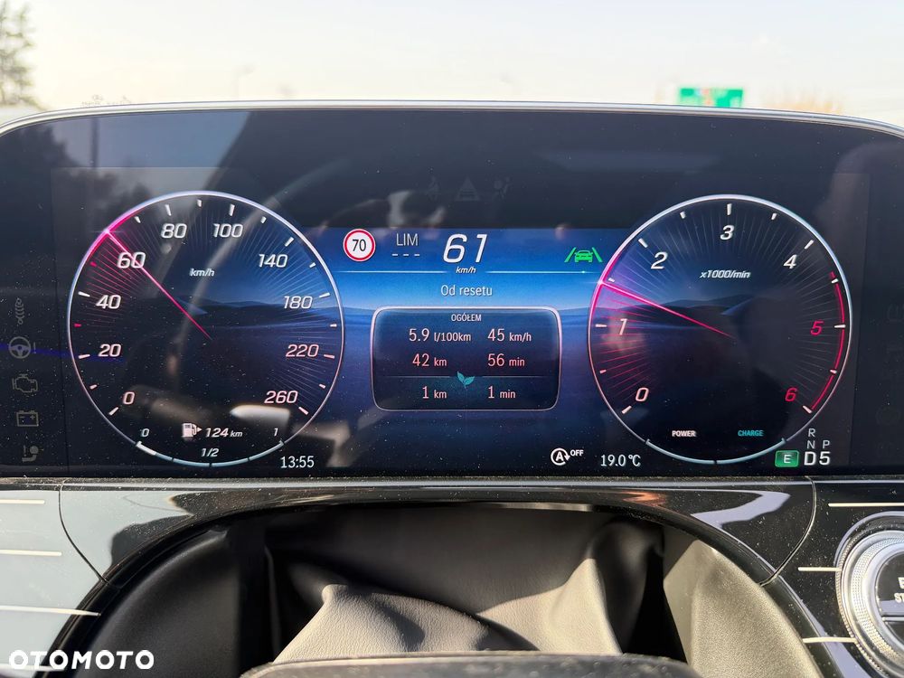 Mercedes-Benz Klasa E 220 d mHEV Exclusive 9G-Tronic - 26