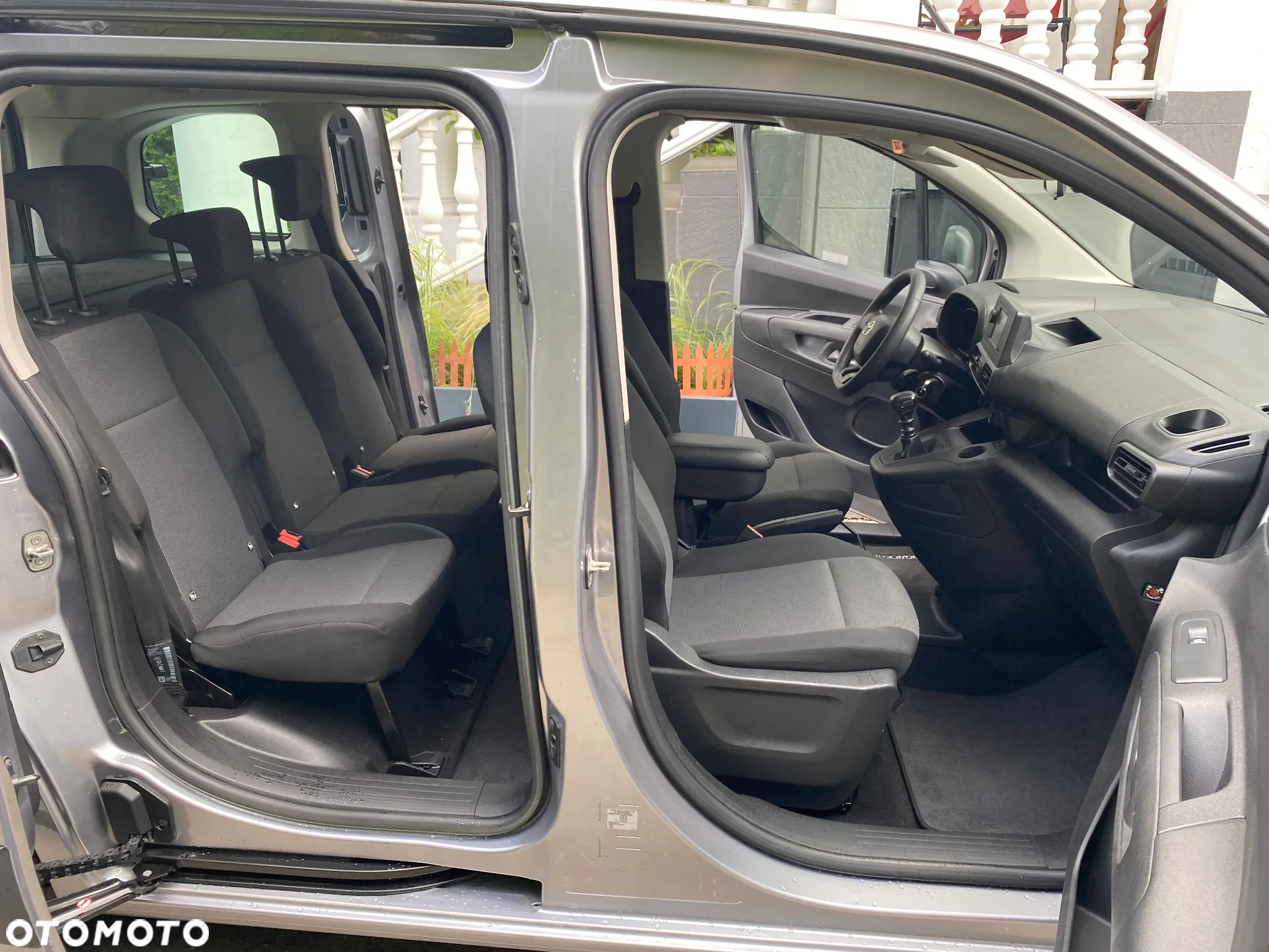Toyota Proace City Verso 1.5 D-4D Family - 11