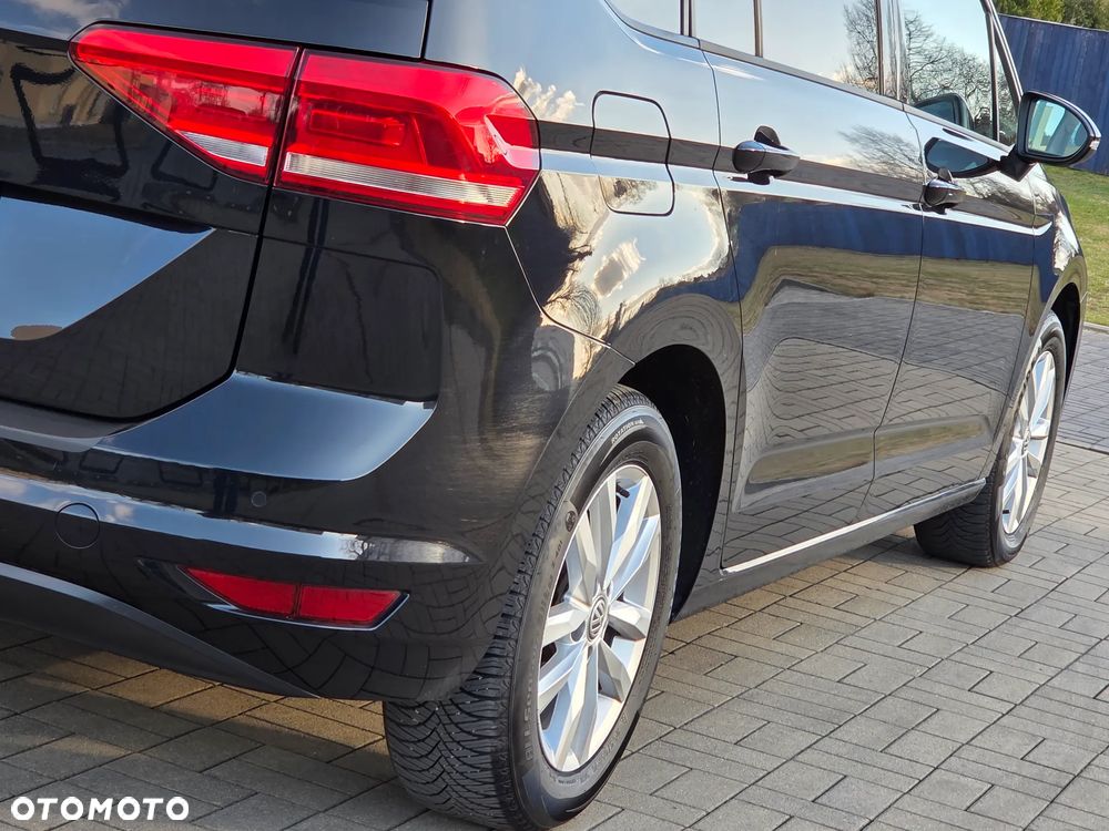 Volkswagen Touran 1.6 TDI SCR (BlueMotion Technology) Comfortline - 16