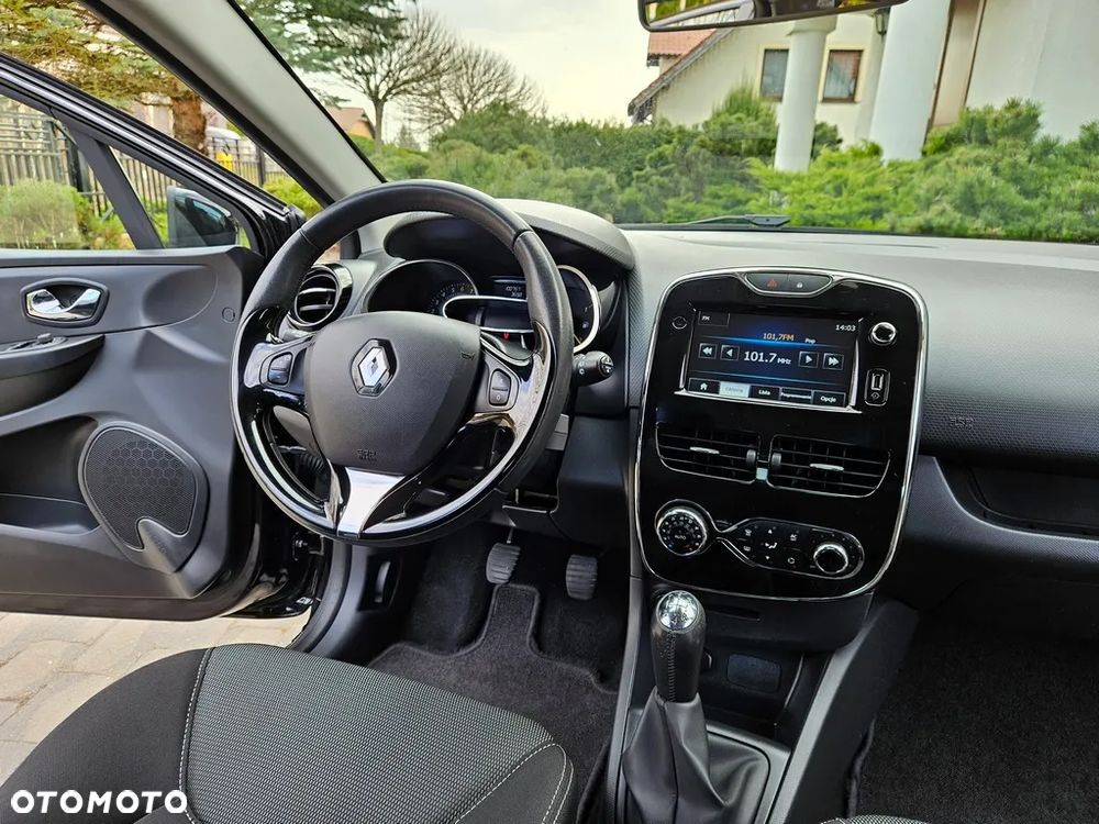 Renault Clio - 15