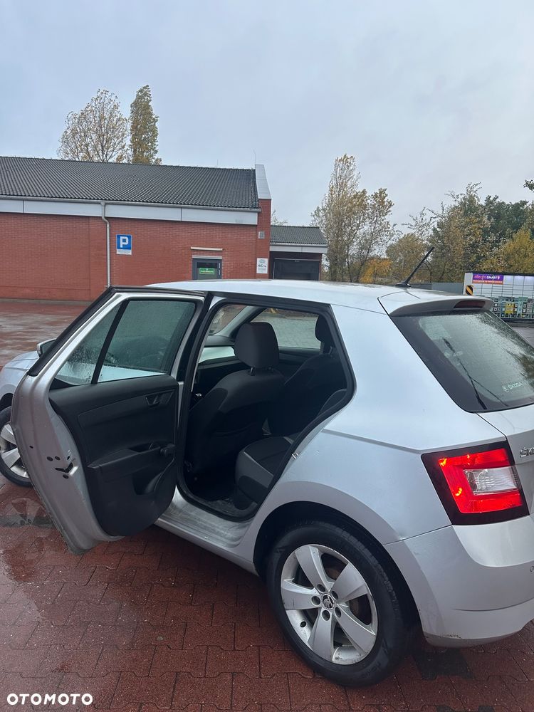 Skoda Fabia - 6