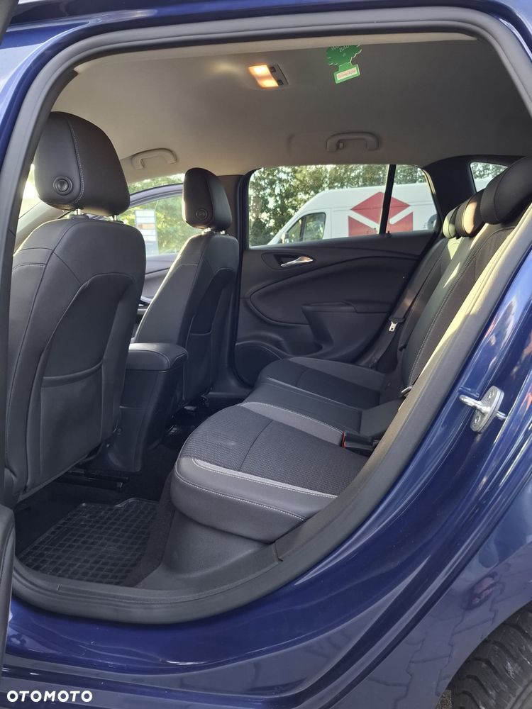Opel Astra - 12