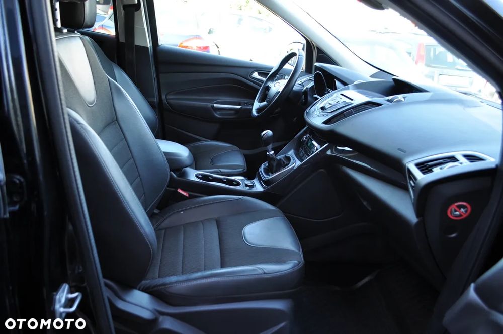 Ford Kuga 1.6 EcoBoost FWD Titanium ASS - 32