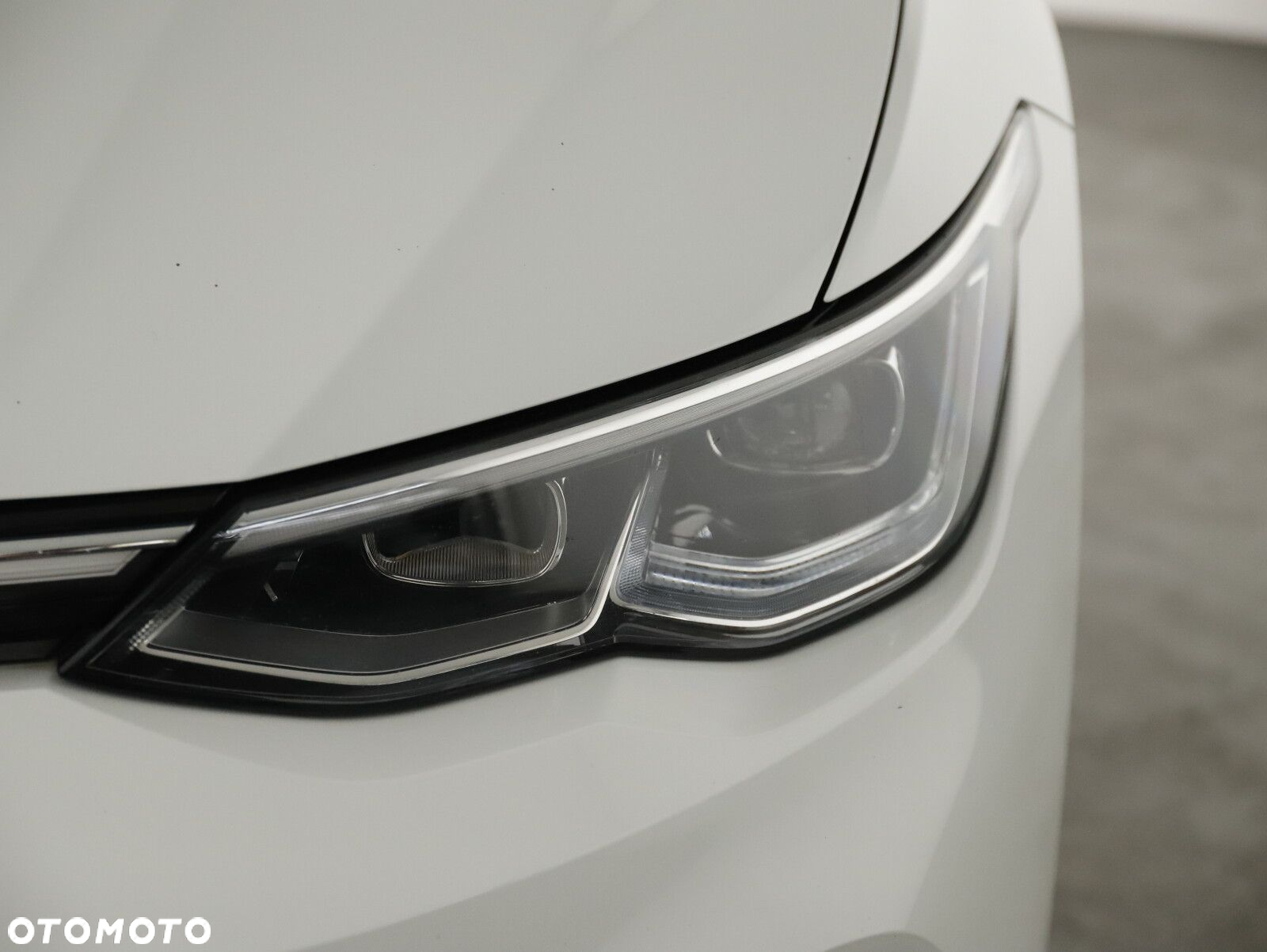 Volkswagen Golf - 21