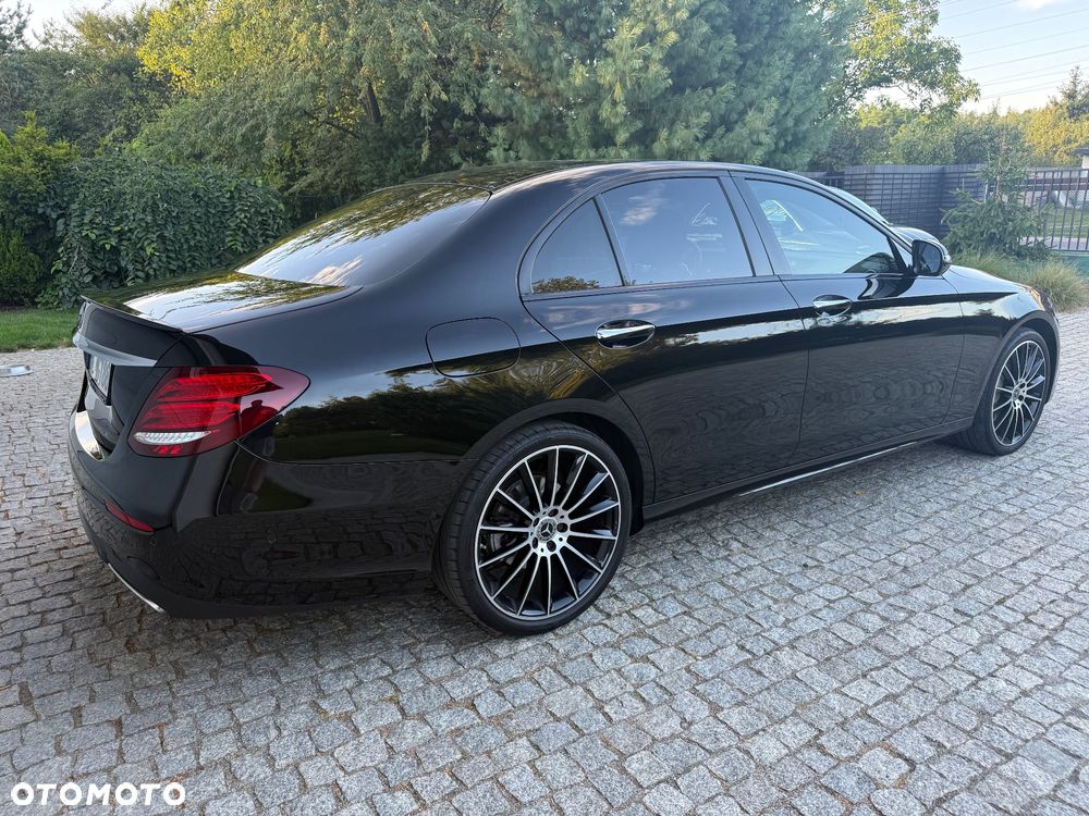 Mercedes-Benz Klasa E 300 d 9G-TRONIC - 5