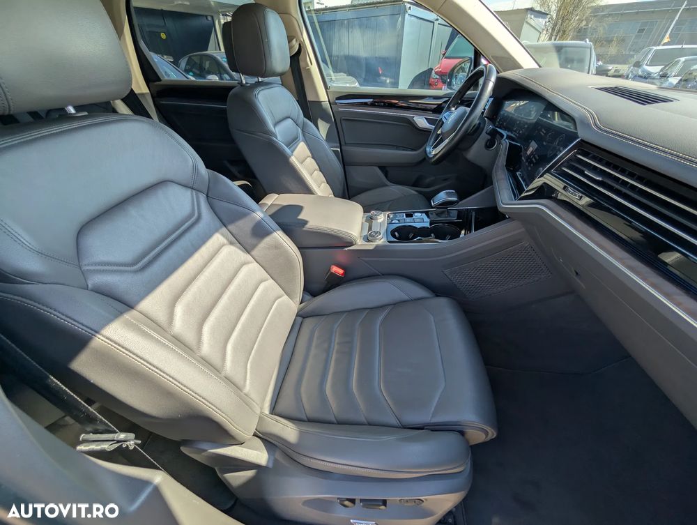 Volkswagen Touareg V6 TDI Atmosphere - 25