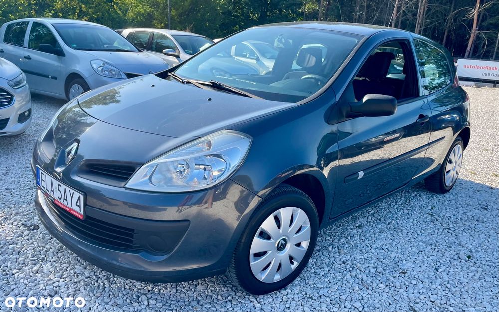 Renault Clio 1.2 16V Authentique - 10