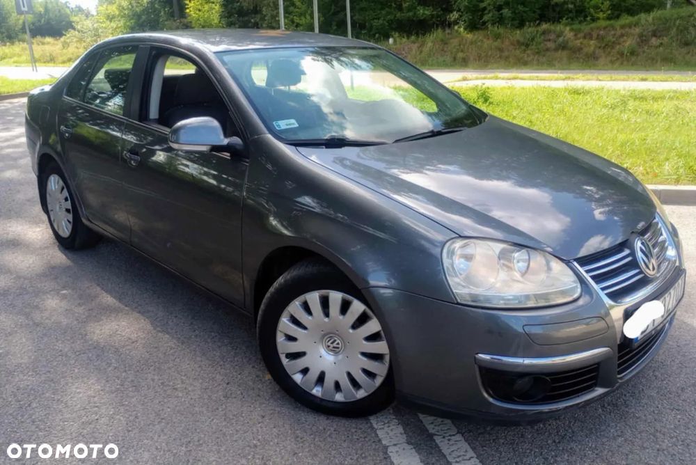 Volkswagen Jetta - 7