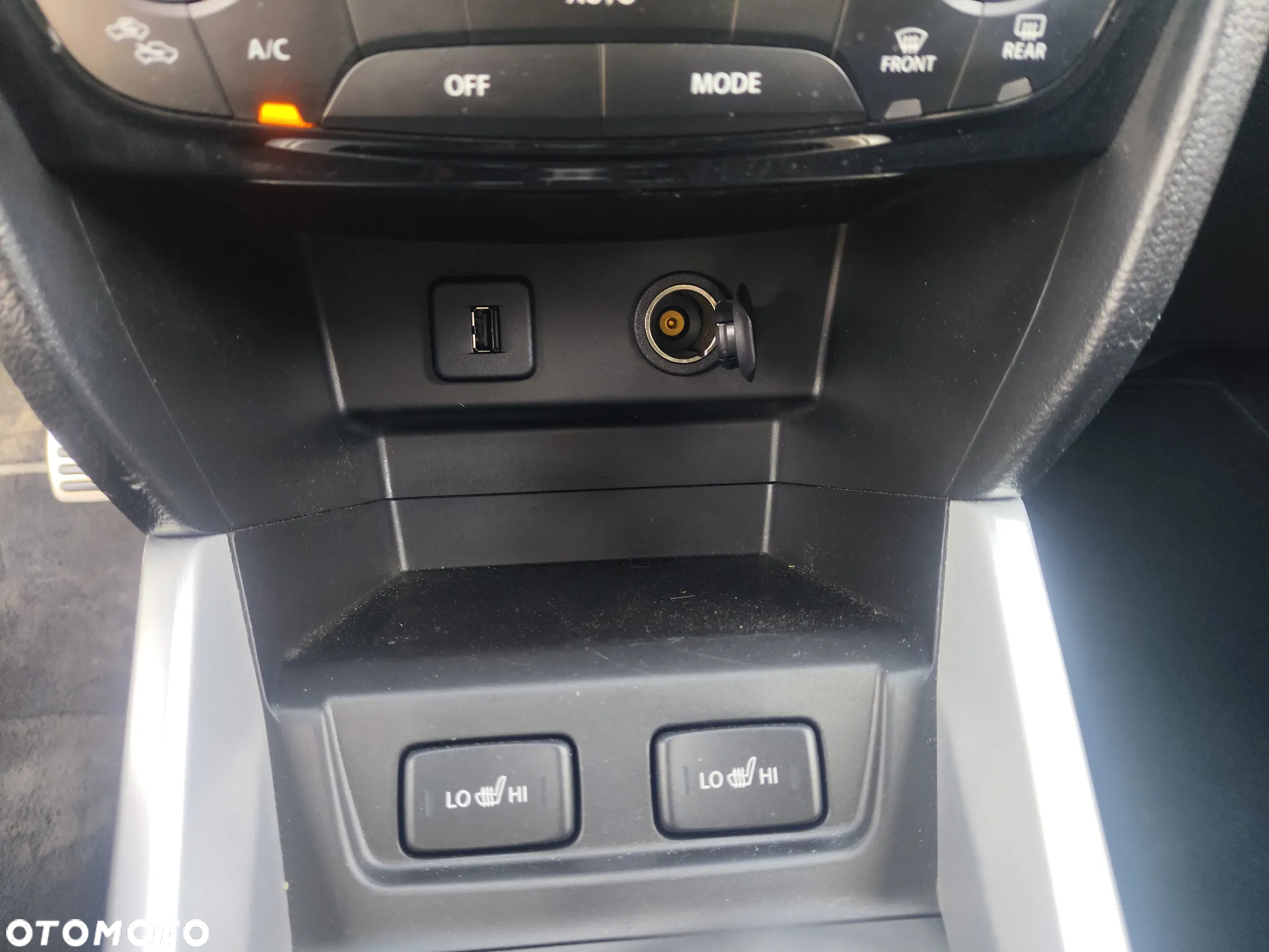 Suzuki Vitara 1.4 Boosterjet Premium 4WD - 23