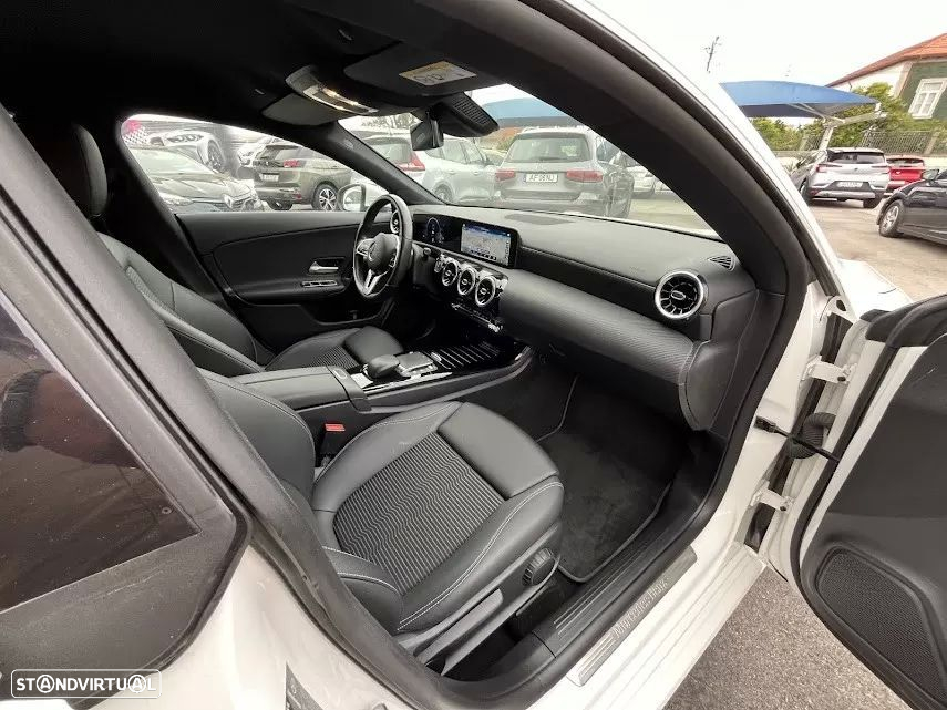 Mercedes-Benz CLA 250 e Style Plus - 35