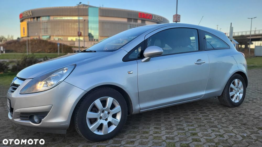 Opel Corsa 1.4 16V Enjoy - 3