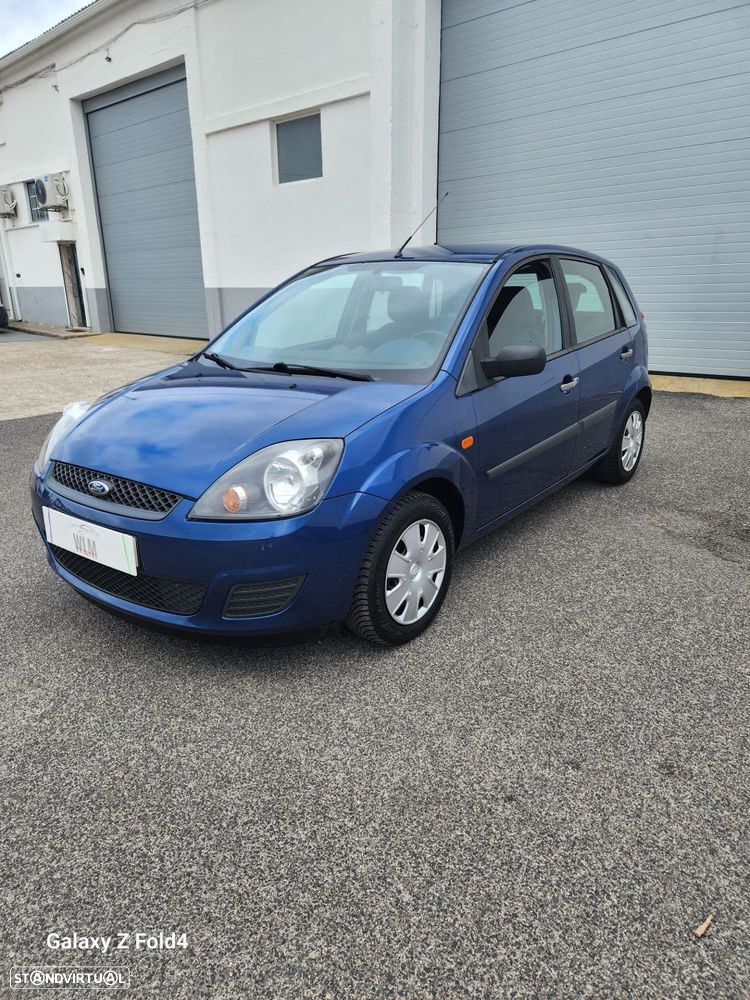 Ford Fiesta - 2