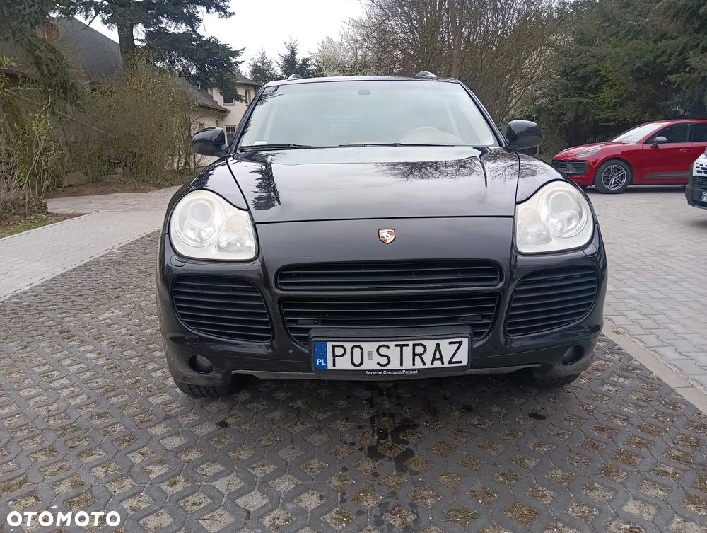 Porsche Cayenne - 5