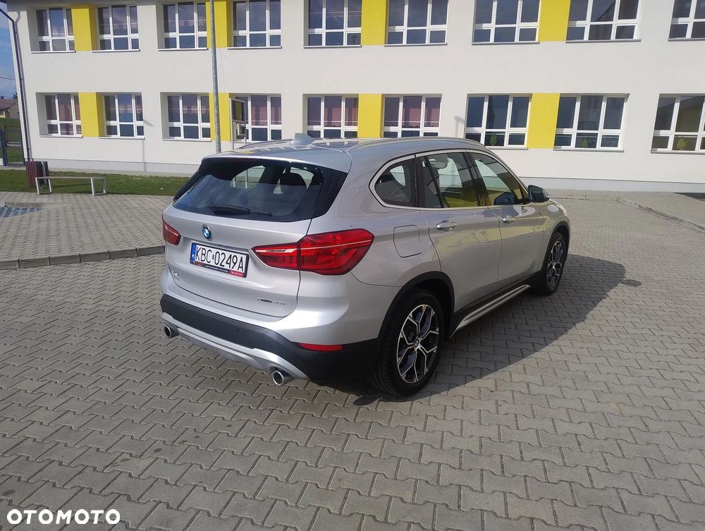 BMW X1 - 10