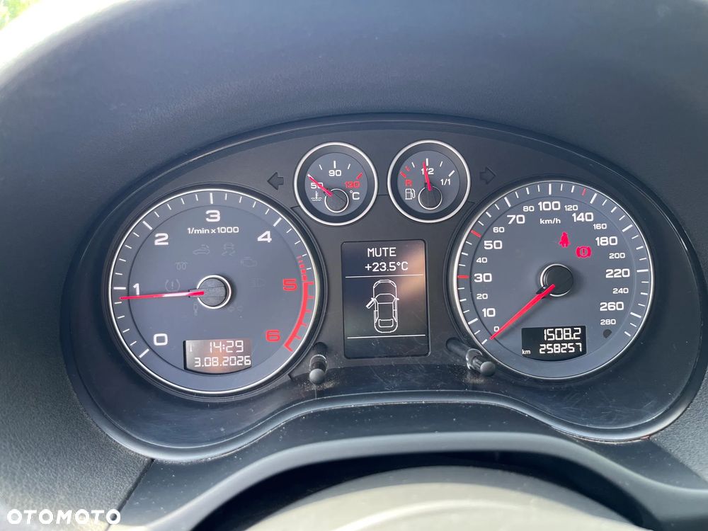 Audi A3 3-drzwiowe 2.0 TDI Ambition - 8