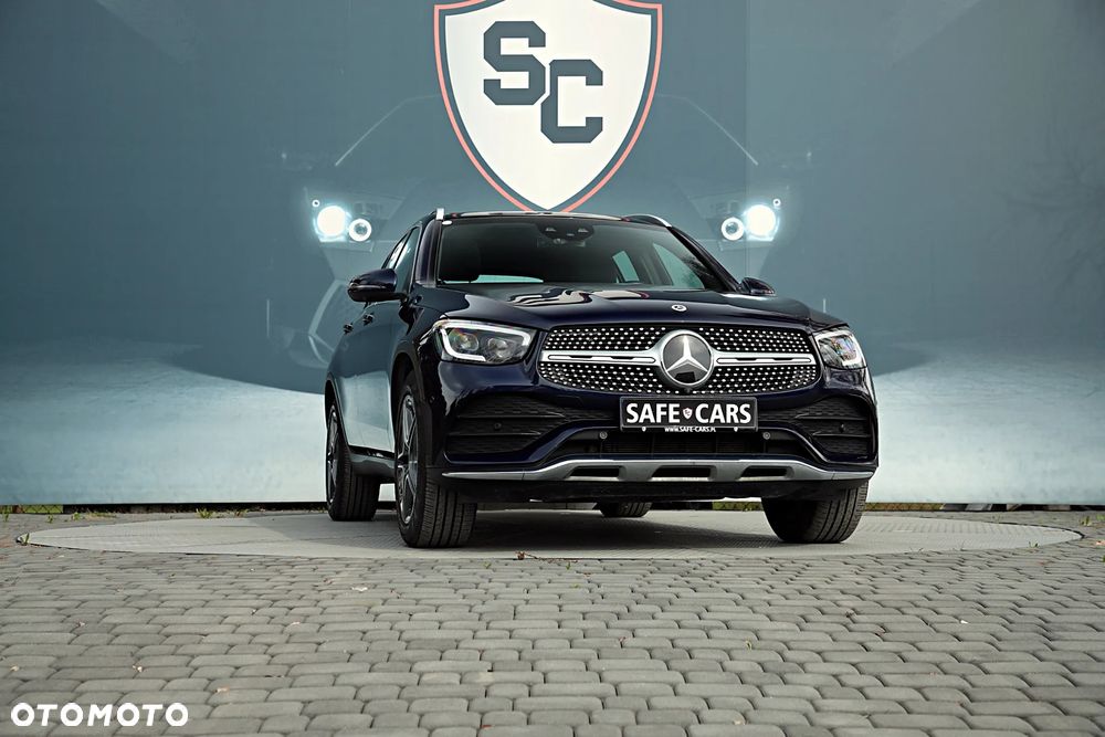 Mercedes-Benz GLC - 12