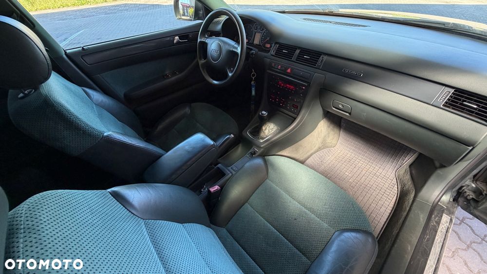 Audi A6 Allroad 2.5 TDI Quattro - 13