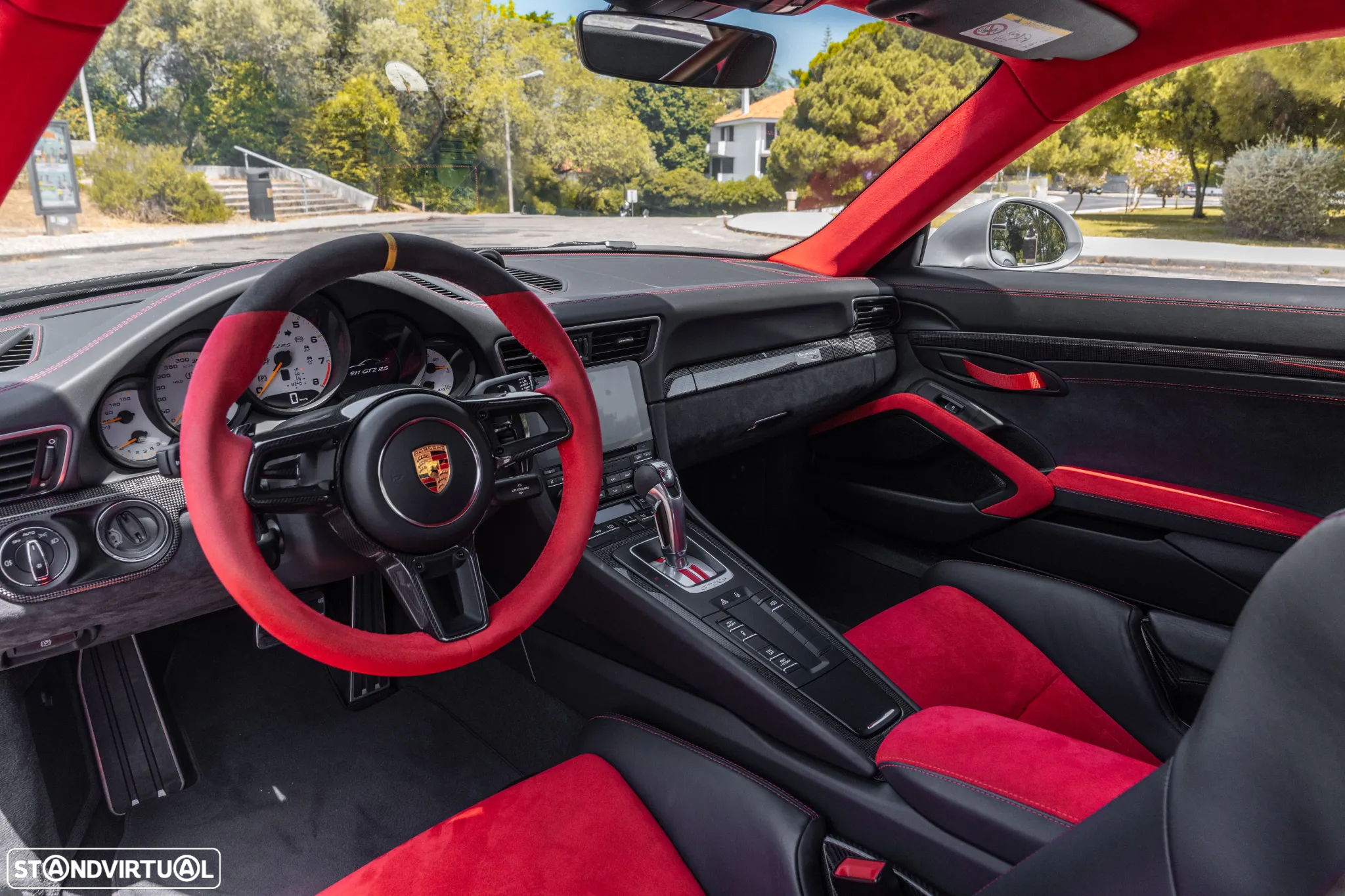 Porsche 911 (991) GT2 RS - 19