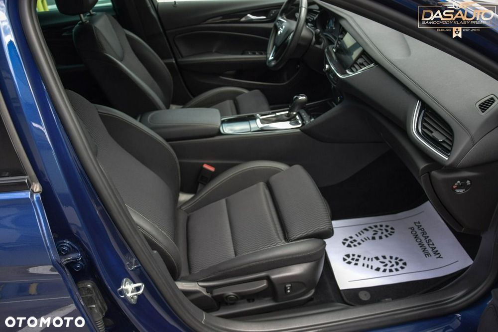 Opel Insignia - 33