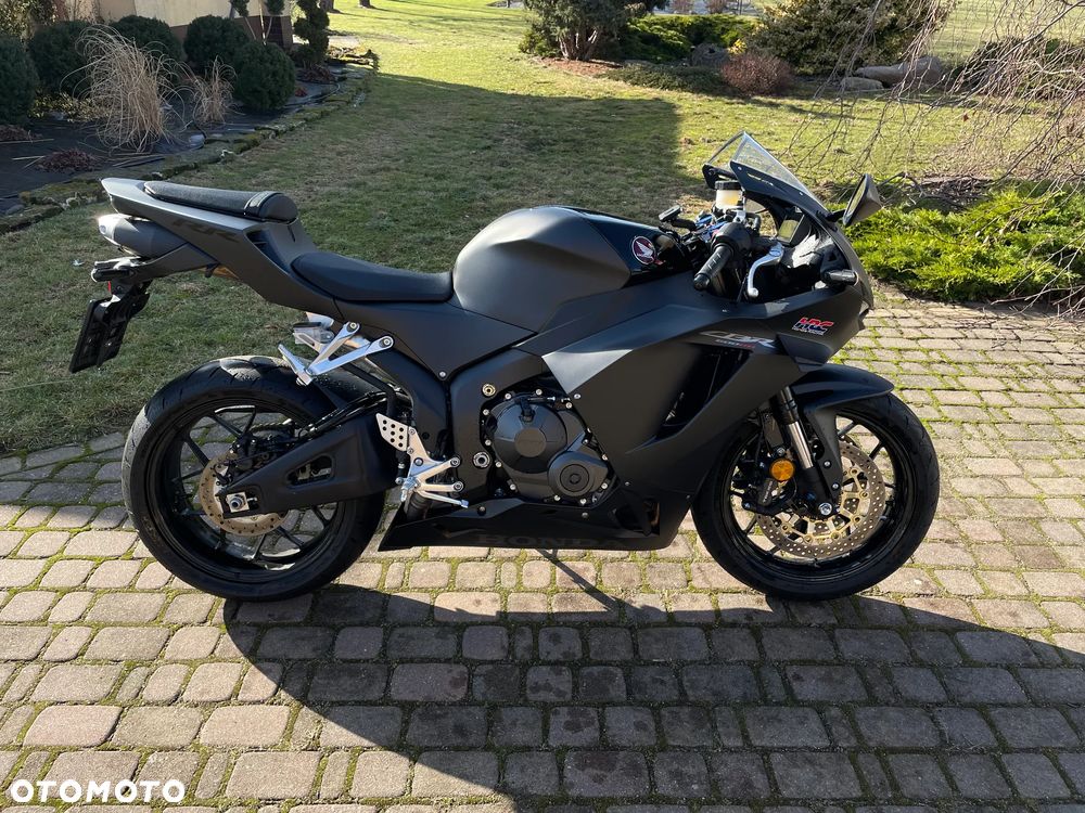 Honda CBR - 3
