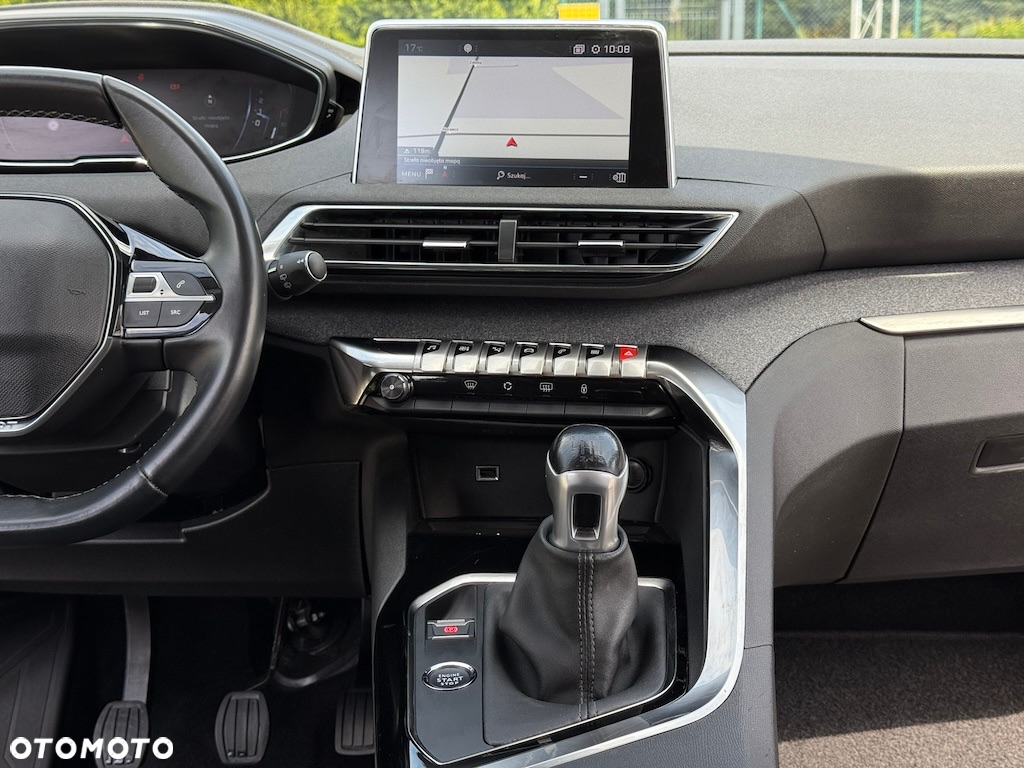 Peugeot 3008 1.5 BlueHDi Allure S&S - 22