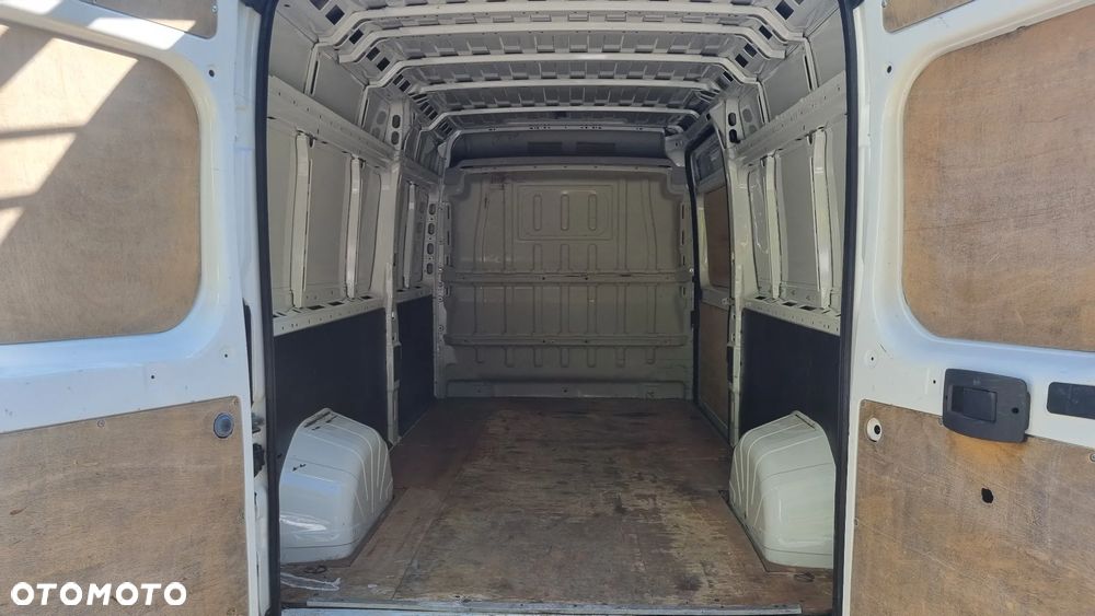 Peugeot Boxer - 25