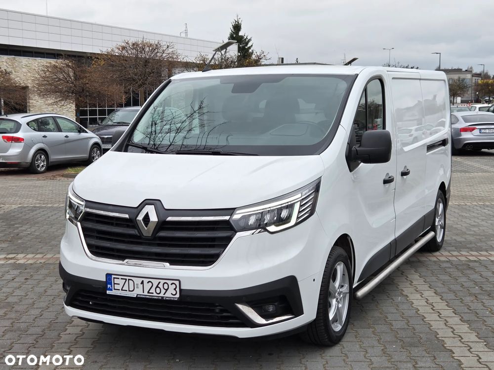 Renault Trafic - 32