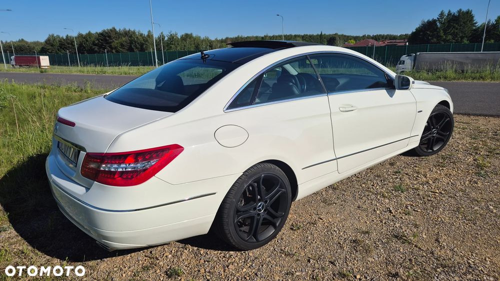 Mercedes-Benz Klasa E 350 CDI BlueEff - 3