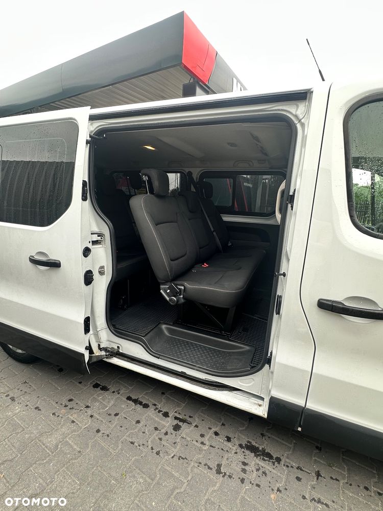Renault Trafic - 2