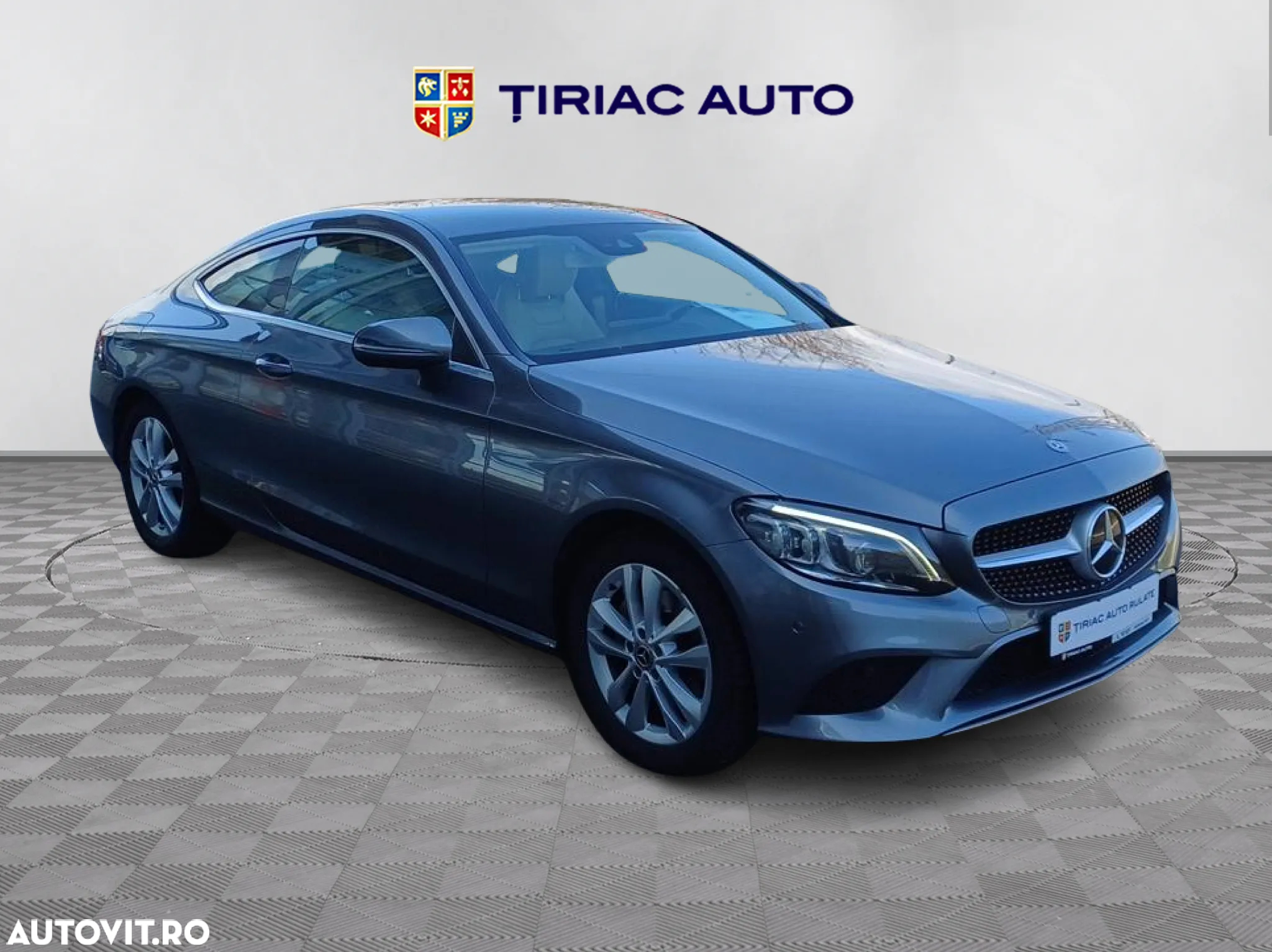 Mercedes-Benz C - 8