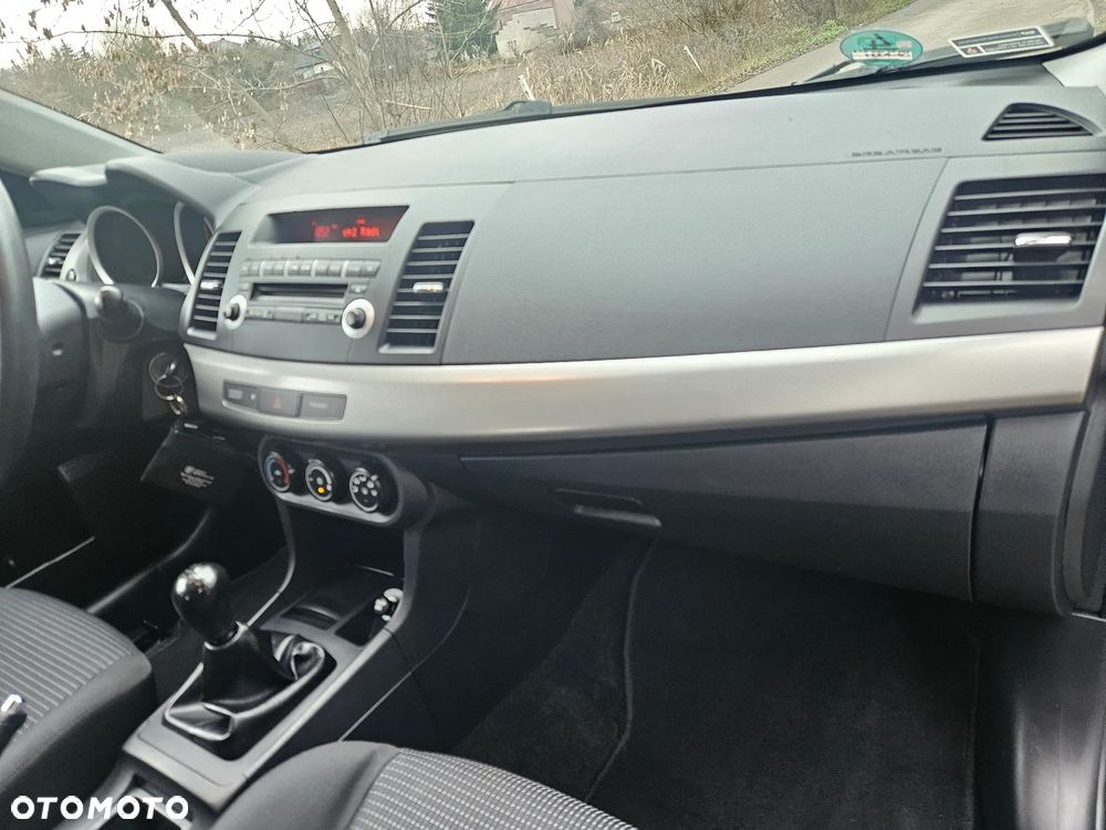 Mitsubishi Lancer 1.8 Instyle - 30