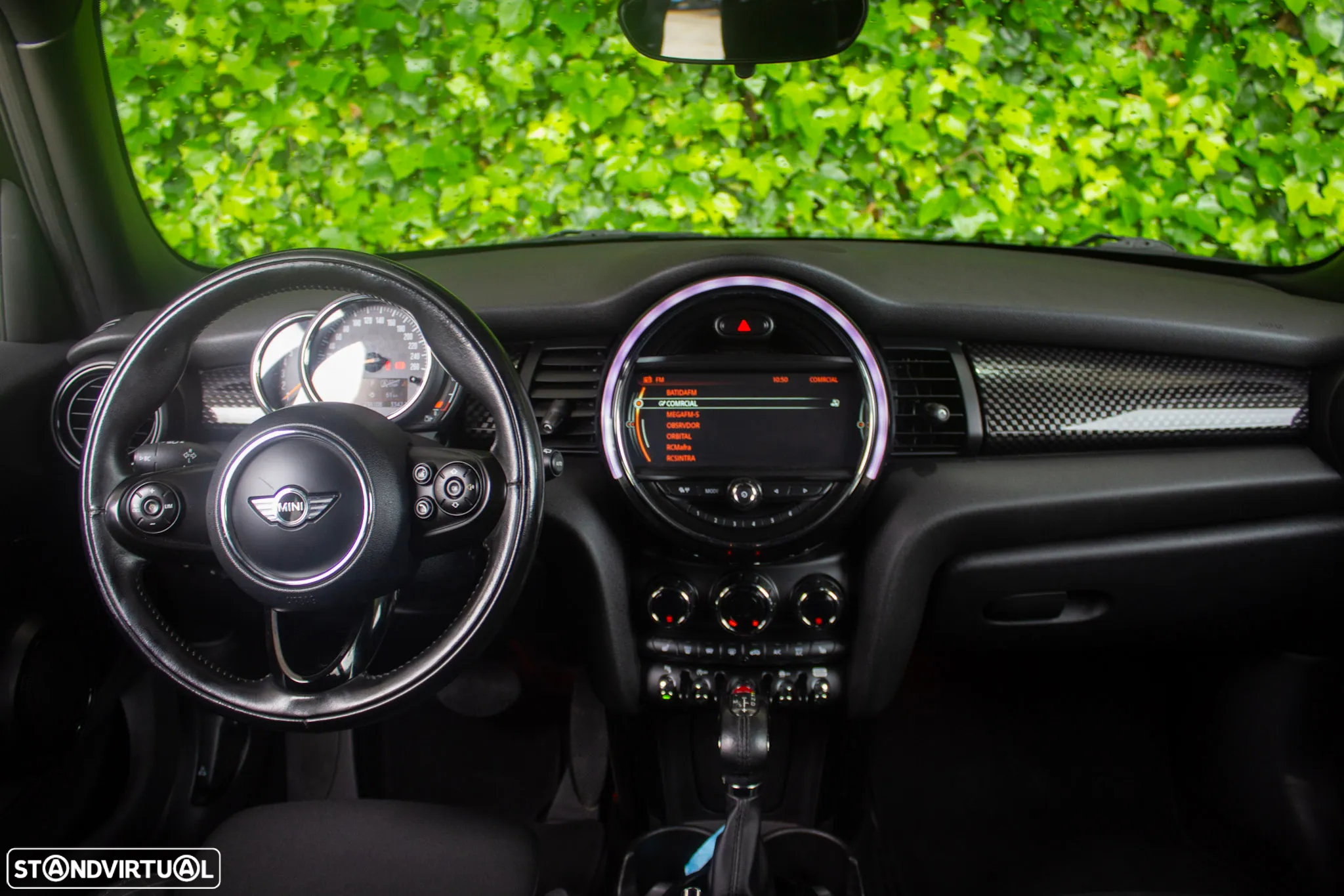 MINI 5 Portas Cooper SD Auto - 14