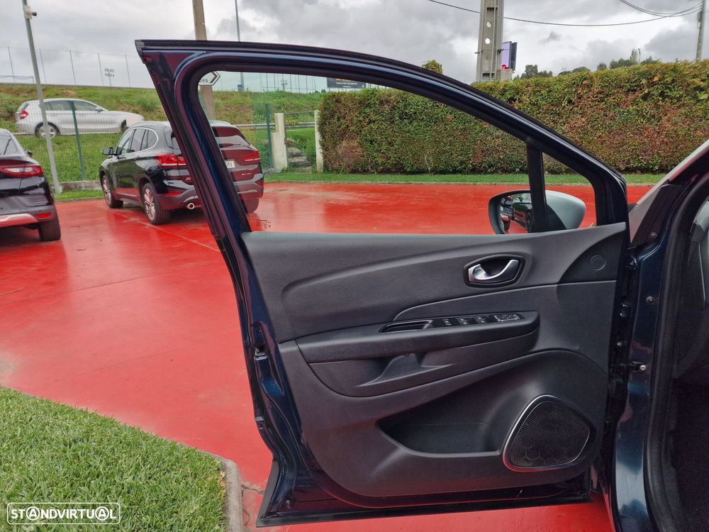 Renault Captur 1.2 TCe Exclusive EDC - 9